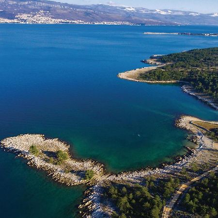 Gorgeous Apartment In Cizici With House Sea View Buitenkant foto