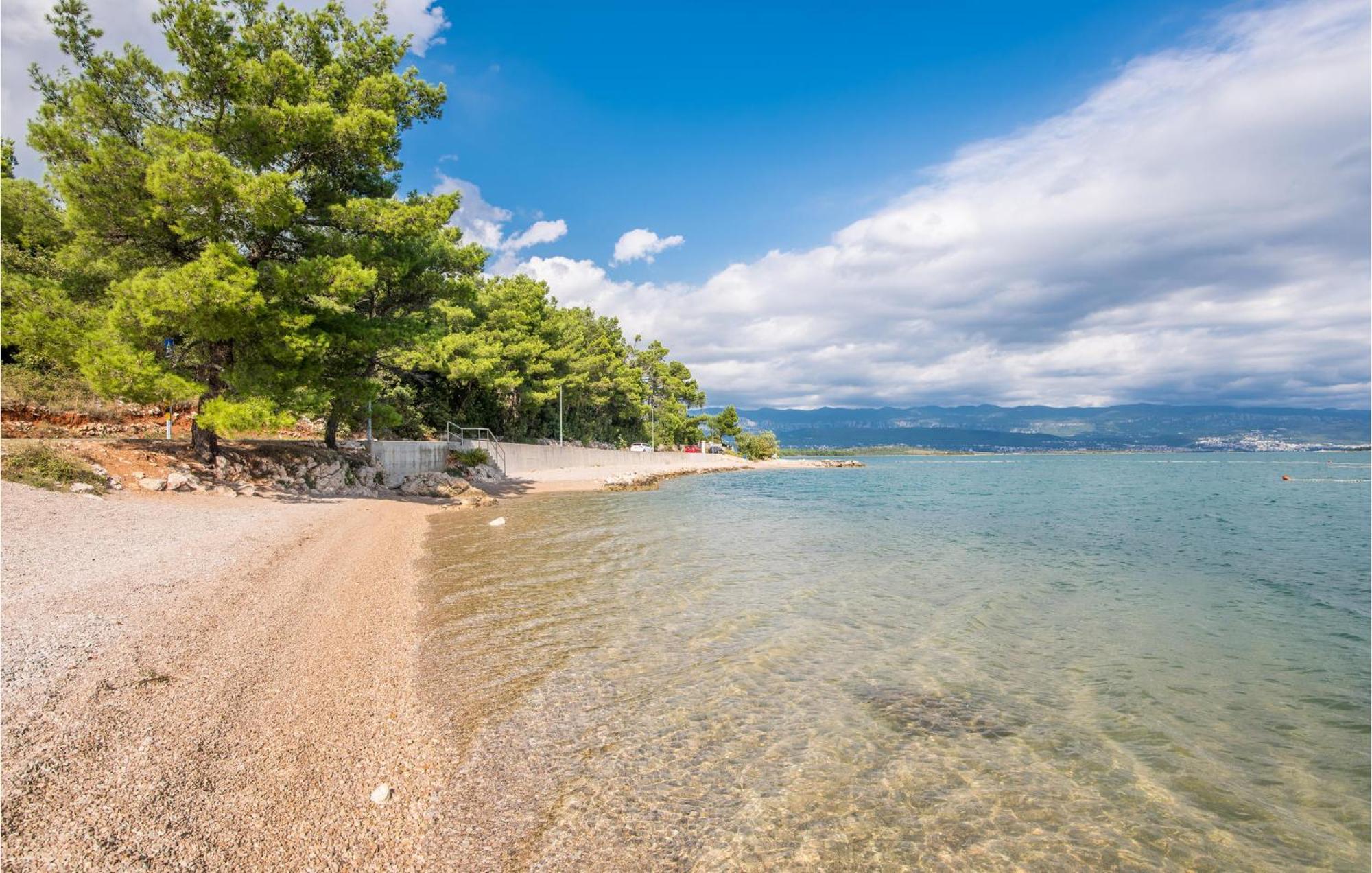 Gorgeous Apartment In Cizici With House Sea View Buitenkant foto