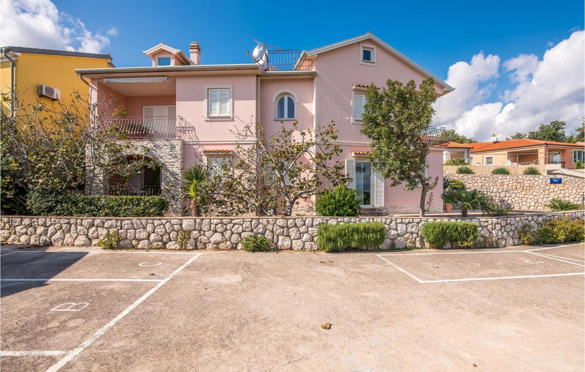 Gorgeous Apartment In Cizici With House Sea View Buitenkant foto