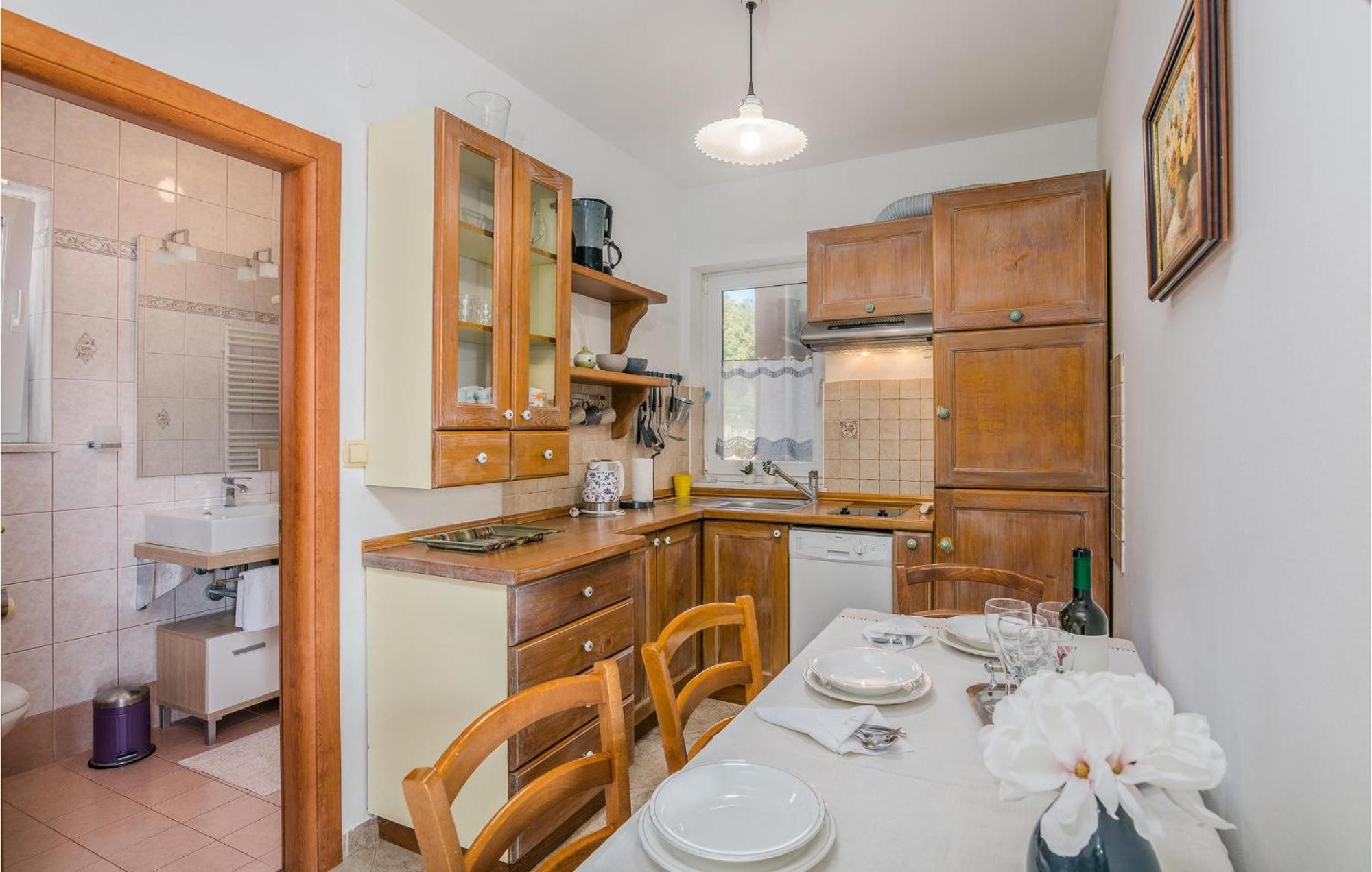 Gorgeous Apartment In Cizici With House Sea View Buitenkant foto