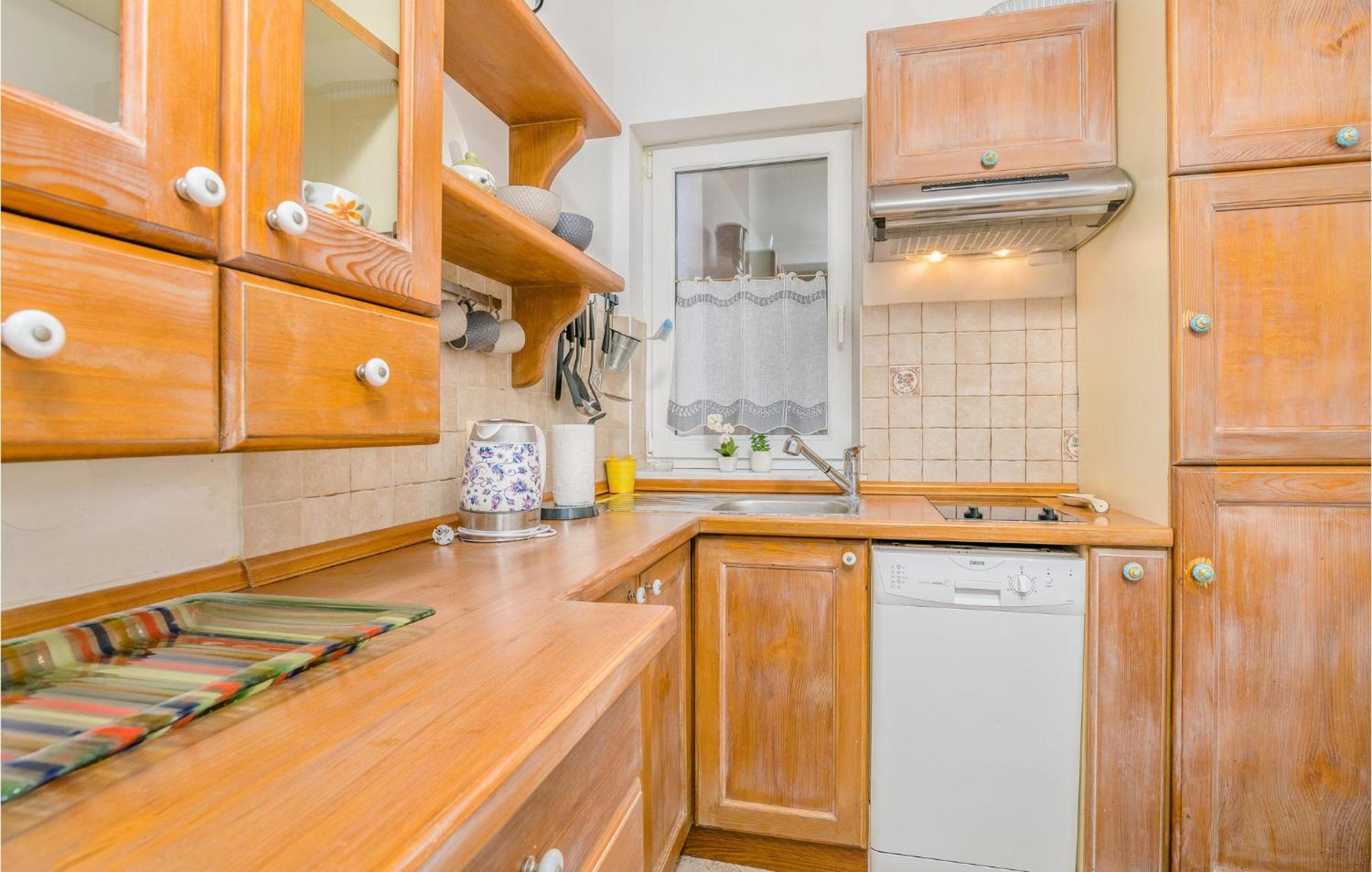 Gorgeous Apartment In Cizici With House Sea View Buitenkant foto